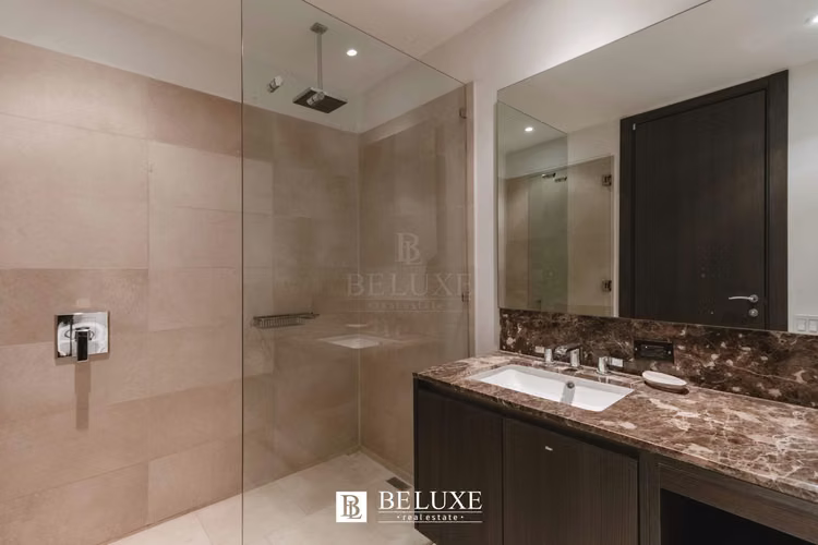 VENDO APARTAMENTO EN PH TOC/TRUMP/JW MARRIOT (1)