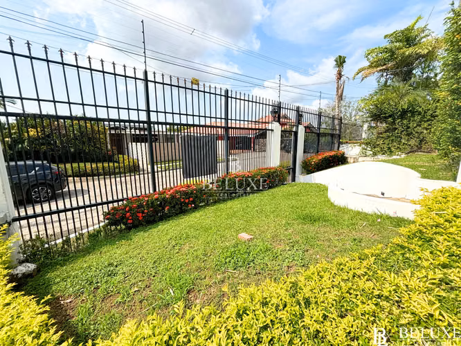 VENTA DE CASA EN LA GLORIA DE BETANIA (17)