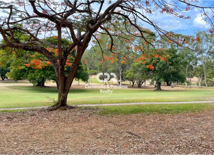 Venta de Casa en Coronado, Club de Golf, frente al campo de golf, hoyo 15 de Coronado Golf & - Imagen 16