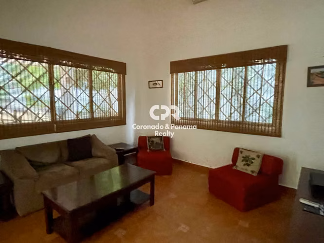 Venta de Casa en Coronado, Club de Golf, frente al campo de golf, hoyo 15 de Coronado Golf & - Imagen 3