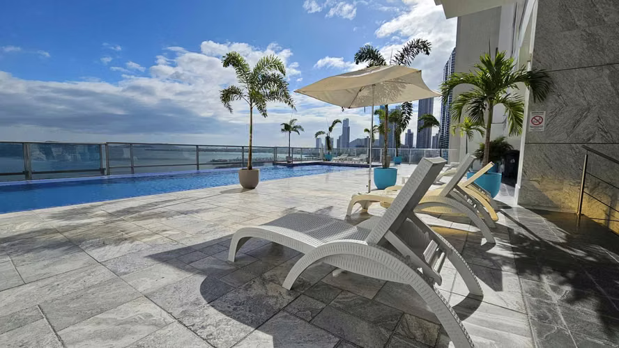 Apartamento Amoblado en Av. Balboa - PH Waters On The Bay - Imagen 12
