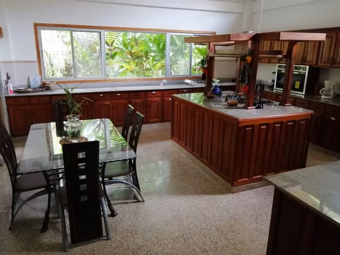 Casa en Complejo Cerrado en ambiente de finca en el mejor vecindario de Arraiján.