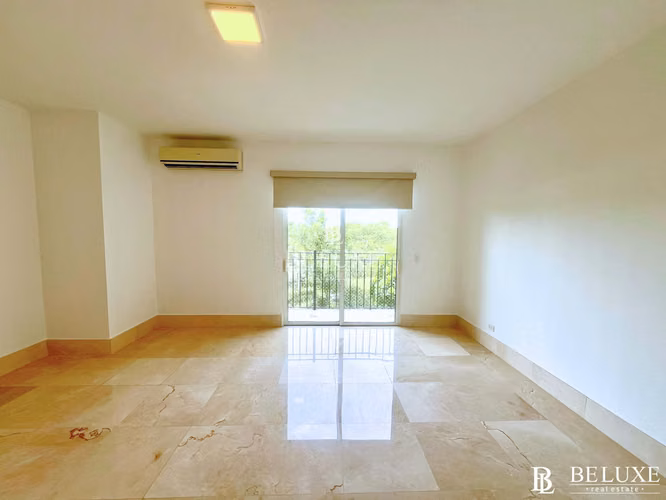 VENTA APARTAMENTO THE RESERVE , SANTA MARIA (11)