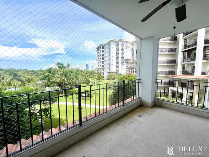 FOR SALE: THE RESERVE APARTMENT, SANTA MARIA (11)