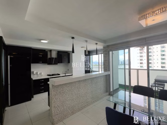 SE VENDE APARTAMENTO EN SAN FRANCISCO EN PH MOON TOWER REMODELADO(5) - Imagen 5