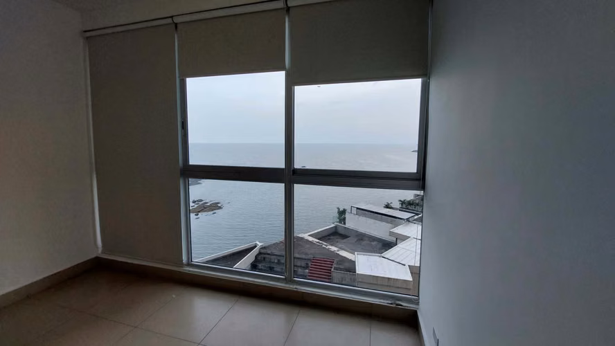 Se vende apartamento en Punta Pacifica frente al mar. - Imagen 18