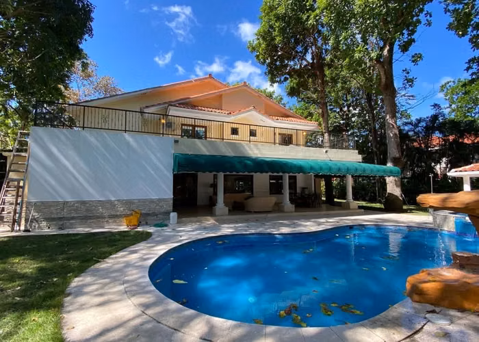 Alquiler casa en Clayton