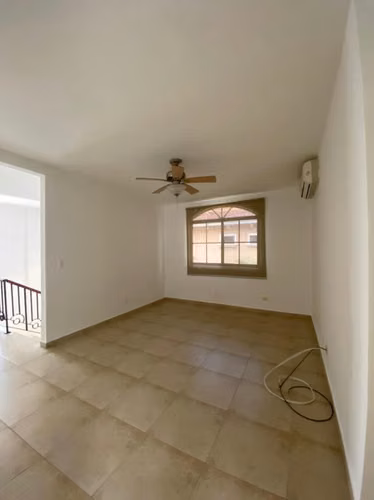 Venta casa en Clayton - Imagen 2