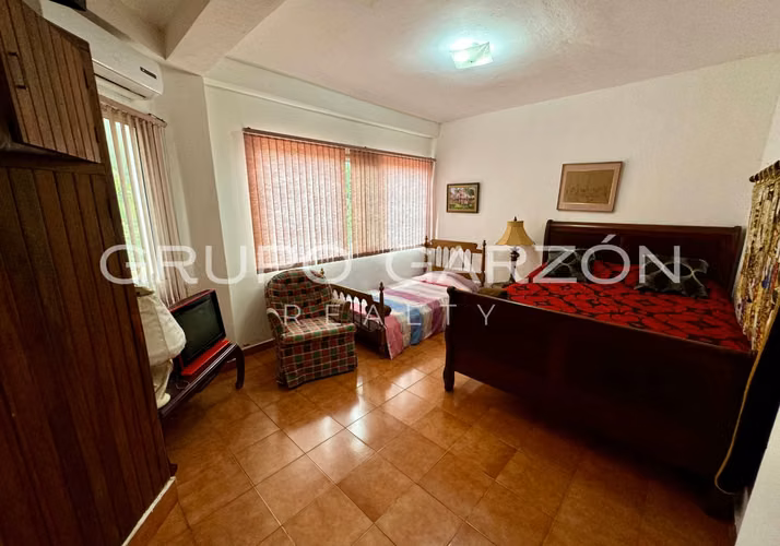 Venta de casa en Playa Blanca (Villa Las Leonores)
