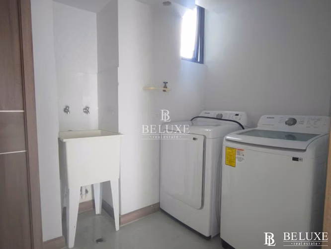 VENDO PENTHOUSE EN BELLA VISTA PH PRESTIGE (P)