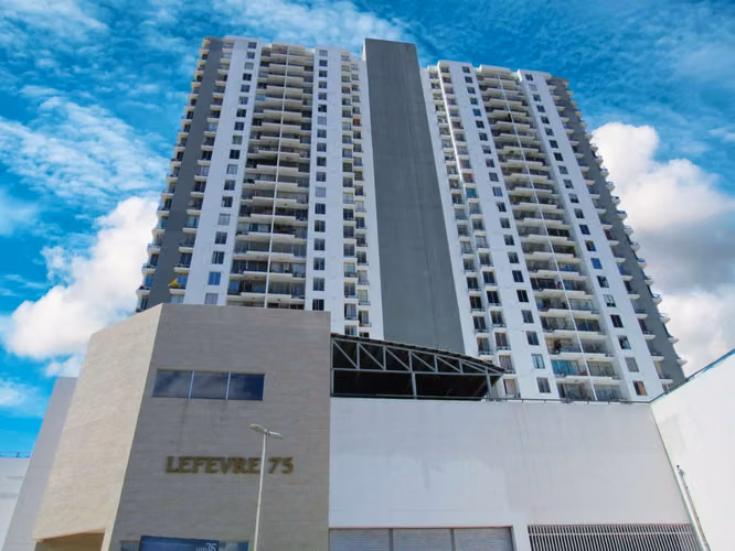 Venta de Apartamento en Parque Lefevre