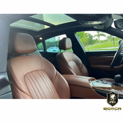 MASERATI LEVANTE 2017