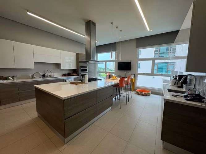 Lake View LA LOMA 440m2 4 recs $1,500,000 elegante apartamento
