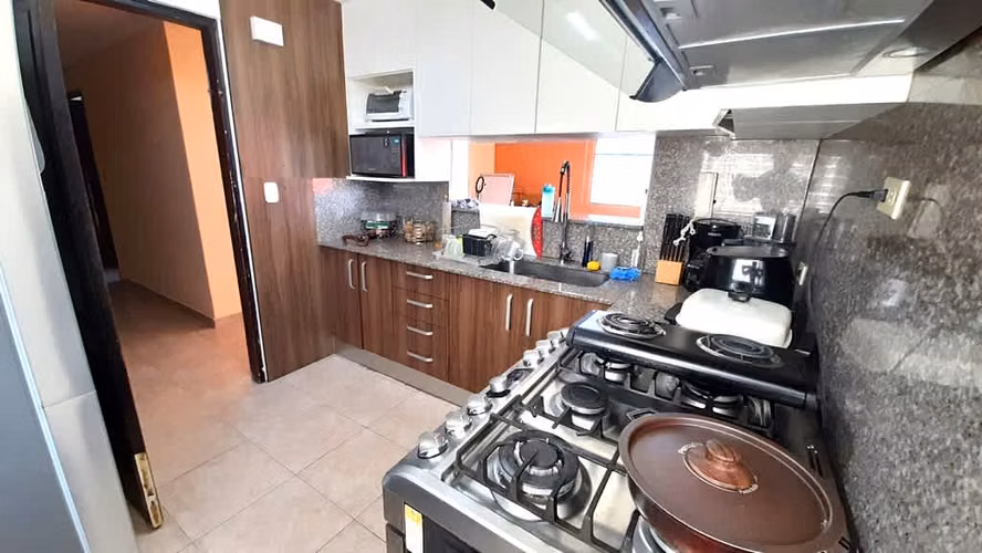 Vendo Apartamento en San Francisco Ph Torres del Golf # 1725 avd - Imagen 8