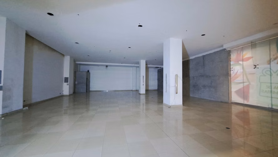 Se Alquilan locales comerciales en Los Andes Mall
