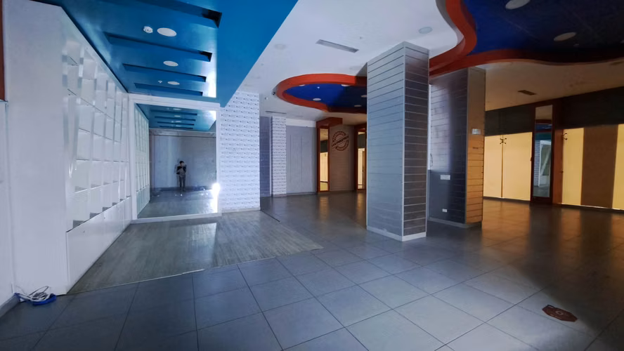 Se Alquilan locales comerciales en Los Andes Mall