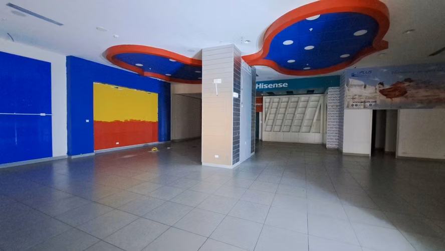 Se Alquilan locales comerciales en Los Andes Mall