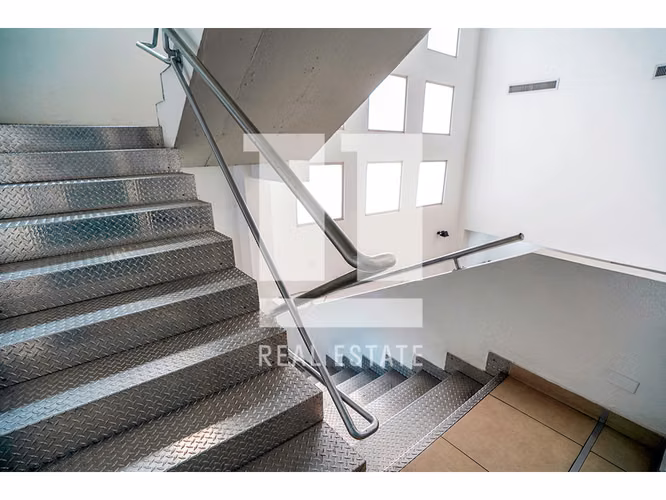 Se vende edificio en Calle 50 - Imagen 11