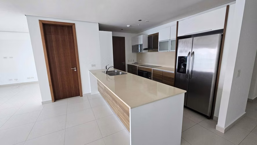 Inversionista!!! Se Vende Apartamento en Costa del Este PH Parkside Cuidad de Panama
