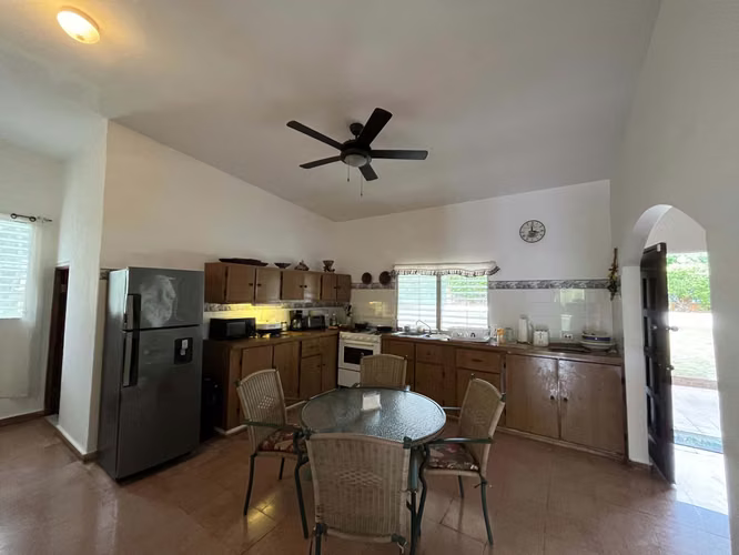Casa en Playa Corona con gran terreno de 5000m2