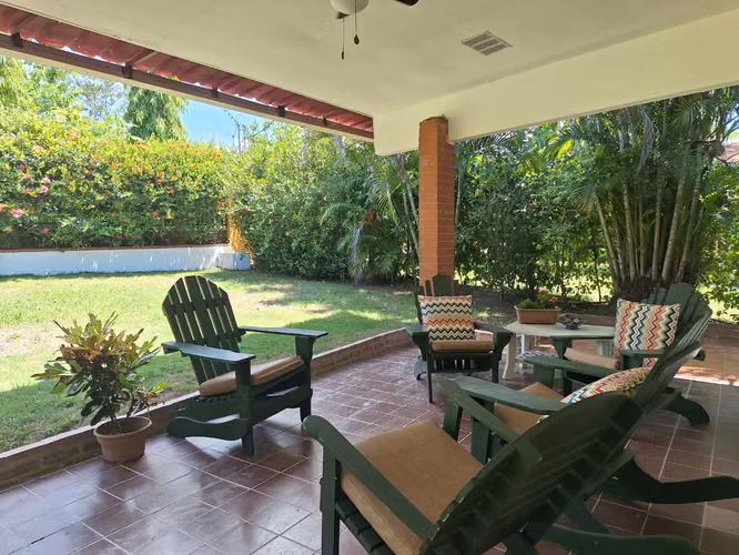Casa en Playa Corona con gran terreno de 5000m2