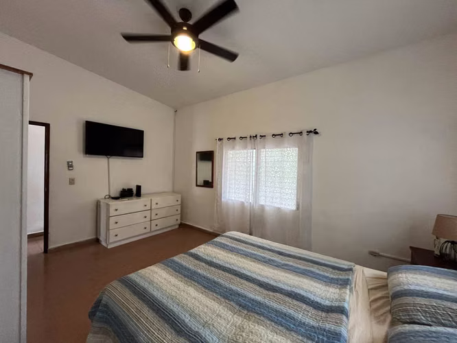 Casa en Playa Corona con gran terreno de 5000m2