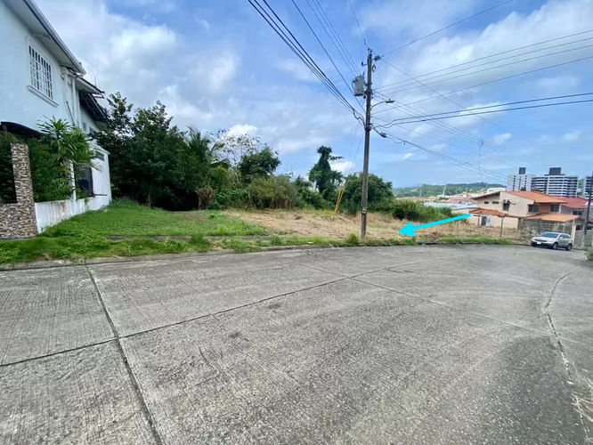 TERRENO EN ALTOS DE SANTA MARÍA EN VENTA