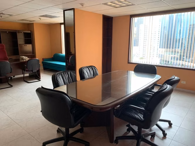 For sale office in Marbella, Avenida Jose de la Cruz Herrera