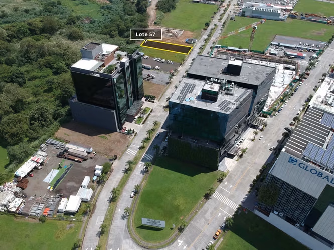 Se vende Terreno en Santa Maria Business District 1,349.82m2 - Imagen 4