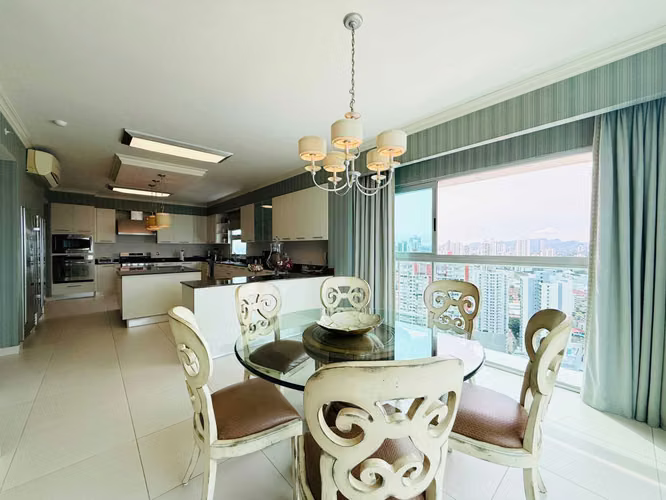 Venta de apartamento en Altos del Golf - Arboleda