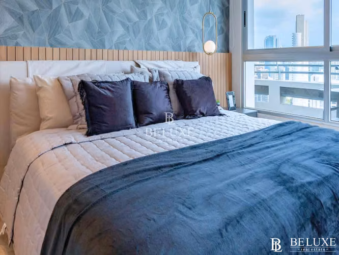 VENDO APARTAMENTO EN EL CANGREJO PH LUXOR 400 (P)