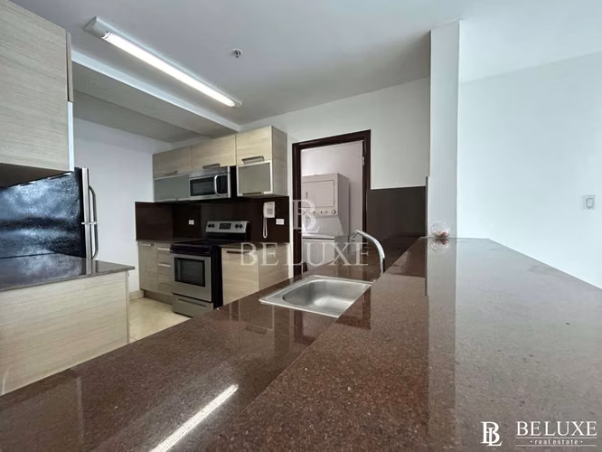 VENTA APARTAMENTO AVENIDA BALBOA PH VILLA DEL MAR (3)