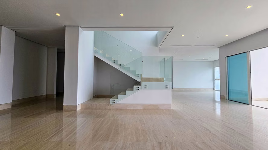 Espectacular penthouse de dos pisos en Ocean Reef - 807 m2