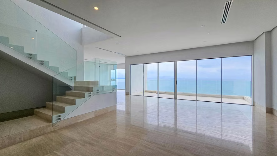Espectacular penthouse de dos pisos en Ocean Reef - 807 m2