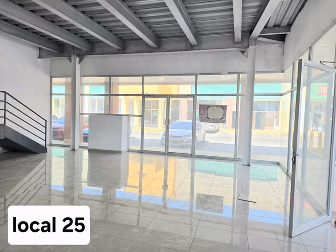 Locales Comerciales alquiler en Chitré, Azuero Center. $10.00/m