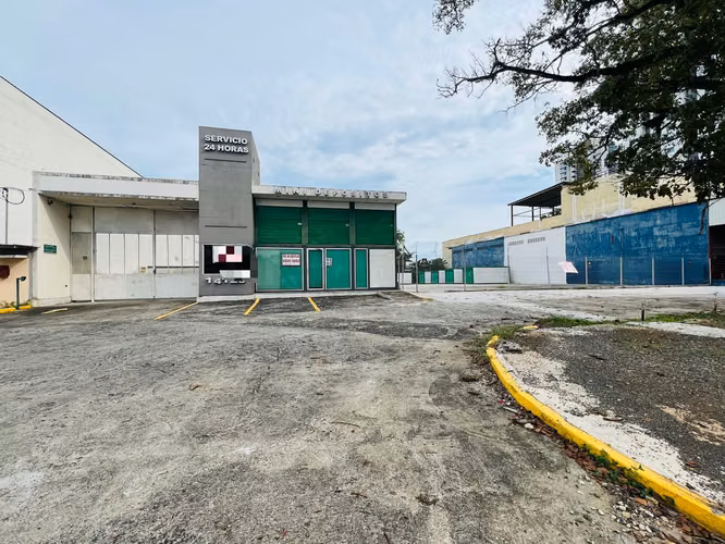 Terreno Comercial en Via Principal de Rio Abajo frente a Comasa.