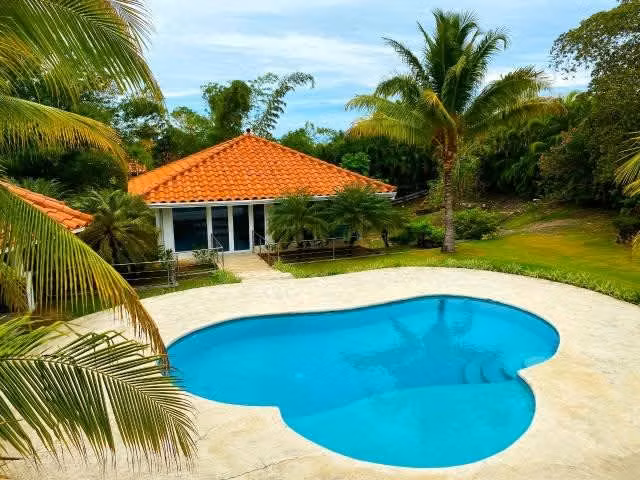 Venta de casa en Punta Barco Resort - Imagen 4