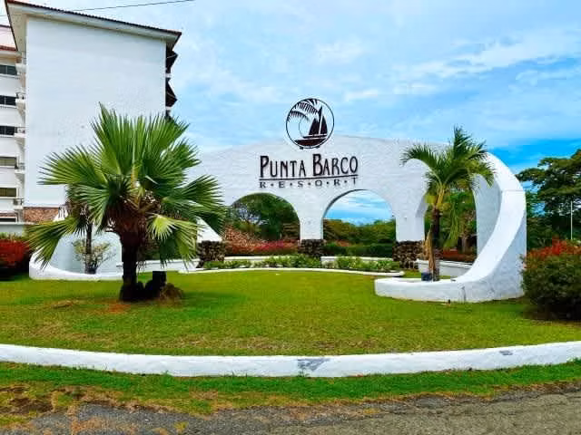 Venta de casa en Punta Barco Resort - Imagen 13
