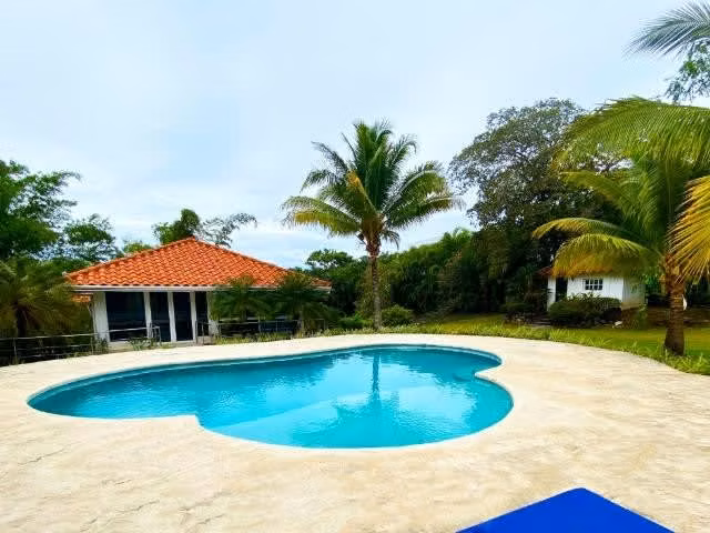 Venta de casa en Punta Barco Resort - Imagen 3
