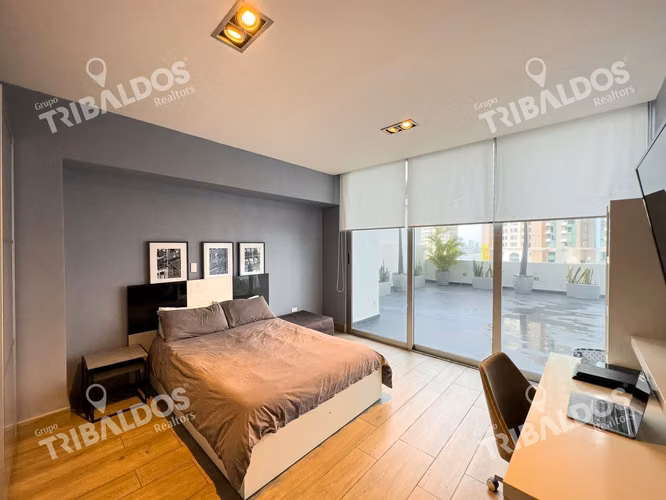VENTA DE ESPECTACULAR APARTAMENTO REMODELADO CON PISCINA PROPIA  EN P.H. AQUALINA – PUNTA PACIFICA