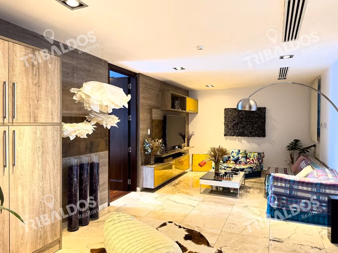 VENTA DE ESPECTACULAR APARTAMENTO REMODELADO CON PISCINA PROPIA  EN P.H. AQUALINA – PUNTA PACIFICA