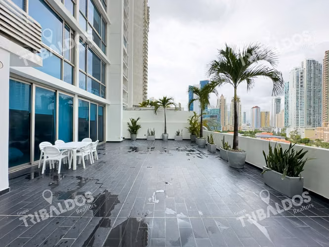 VENTA DE ESPECTACULAR APARTAMENTO REMODELADO CON PISCINA PROPIA  EN P.H. AQUALINA – PUNTA PACIFICA