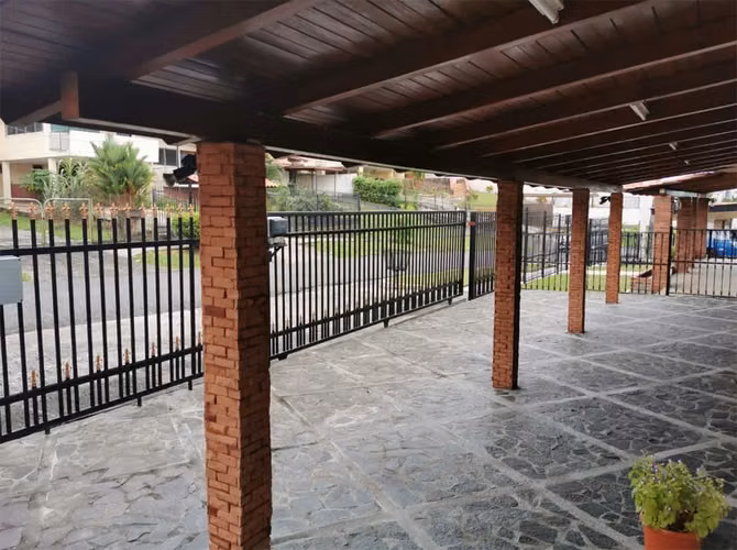 VENTA DE CASA EN CLUB X, BETHANIA - Imagen 2