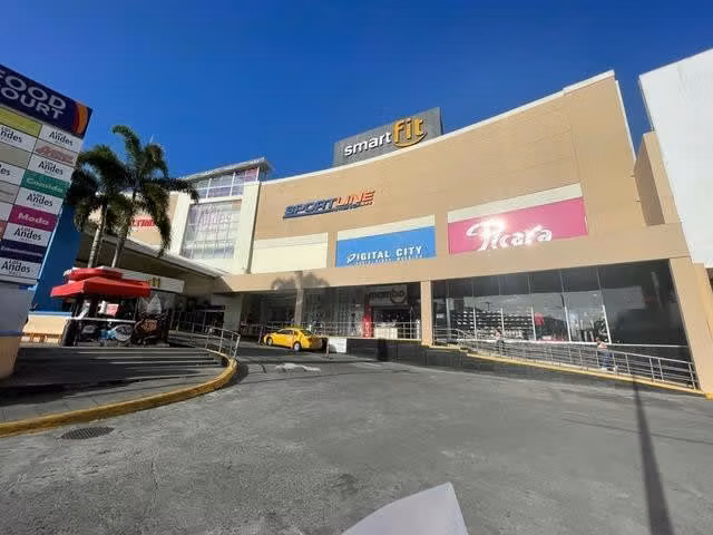 Venta de Local Comercial en Los Andes Mall - Imagen 4