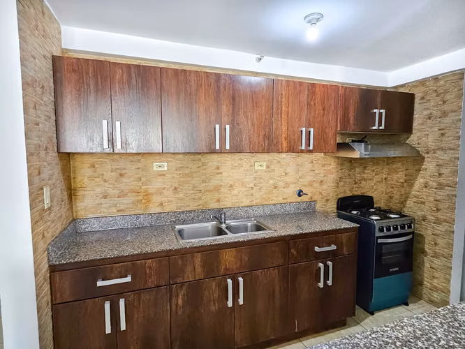 VENTA DE APARTAMENTO  CON DEPOSITO EN TERRAZAS DEL REY CONDADO DEL REY - Imagen 9