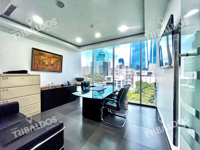 SE VENDE OFICINA AMOBLADA EN OFFICE ONE, OBARRIO