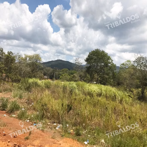 Terreno en la entrada de Villalobos de 5,437m2