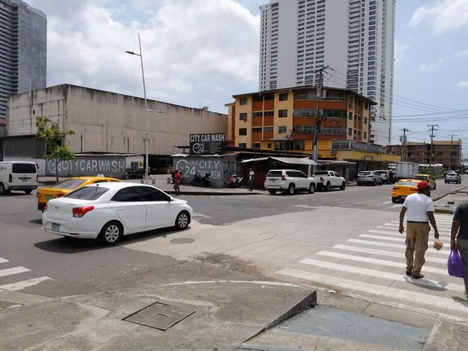 VENTA DE TERRENO EN CALIDONIA