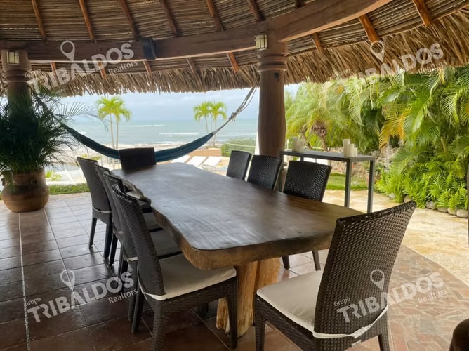 VENTA DE CASA DE PLAYA PUNTA BARCO RESORT