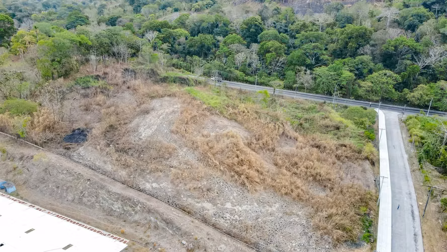 TERRENO EN PACORA